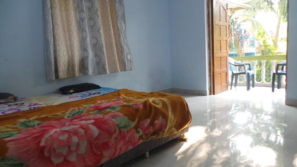 J.S Holiday Guest House Calangute Ngoại thất bức ảnh