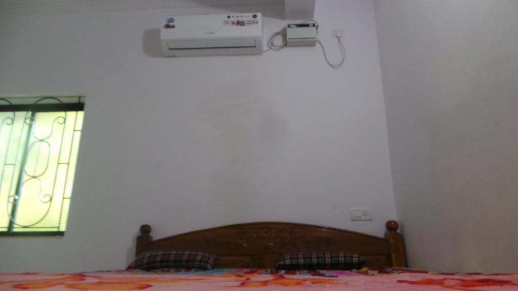 J.S Holiday Guest House Calangute Ngoại thất bức ảnh