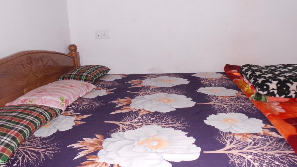 J.S Holiday Guest House Calangute Ngoại thất bức ảnh