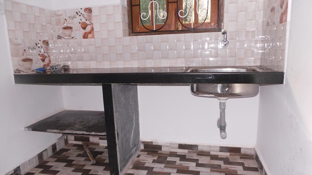 J.S Holiday Guest House Calangute Ngoại thất bức ảnh